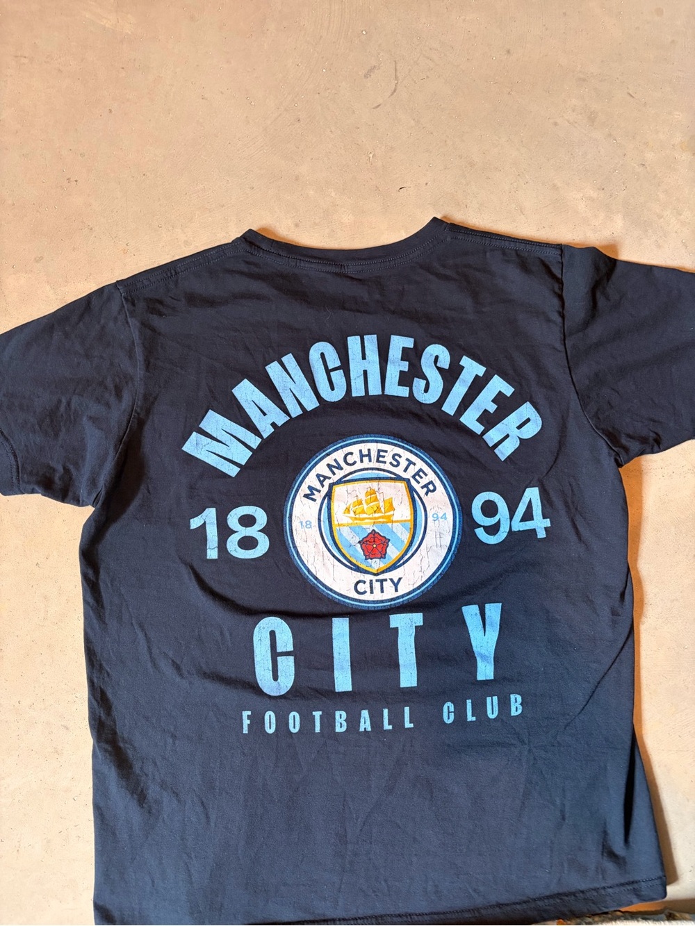 Manchester City T Shirt Meduim
